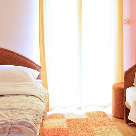 Apartment Silvija Sea View Umag Eksteriør bilde