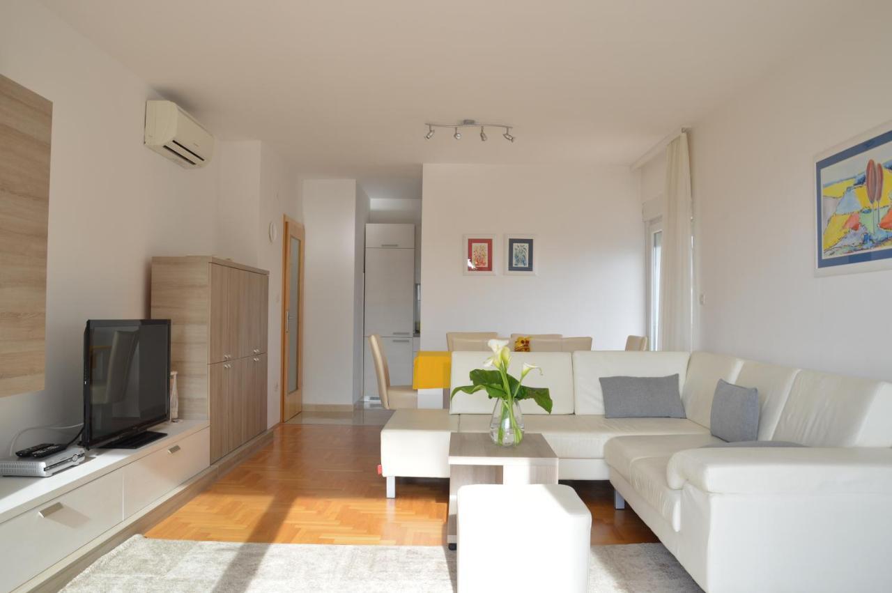 Apartment Silvija Sea View Umag Eksteriør bilde