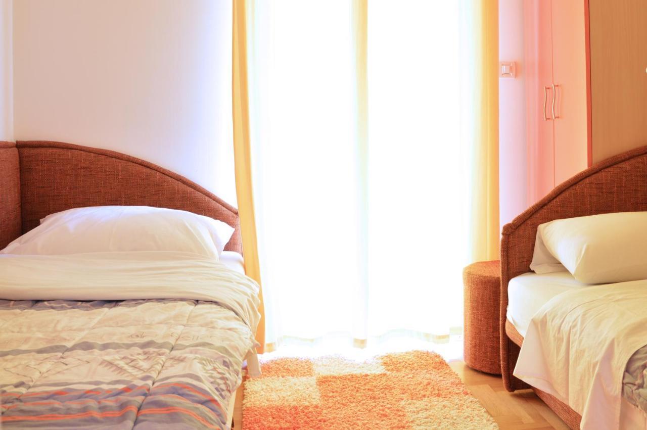 Apartment Silvija Sea View Umag Eksteriør bilde